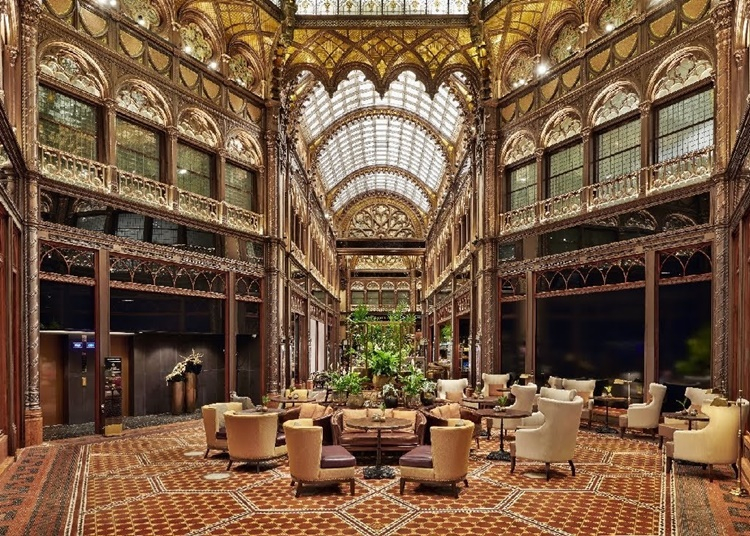 Új vezetők a Párisi Udvar Hotel Budapestben