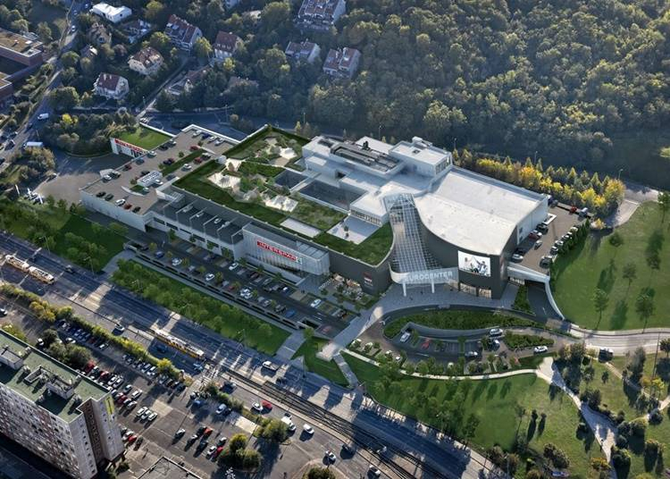 Gyors növekedésről megfontoltabb bővülésre vált vissza a kereskedelmi ingatlanpiac