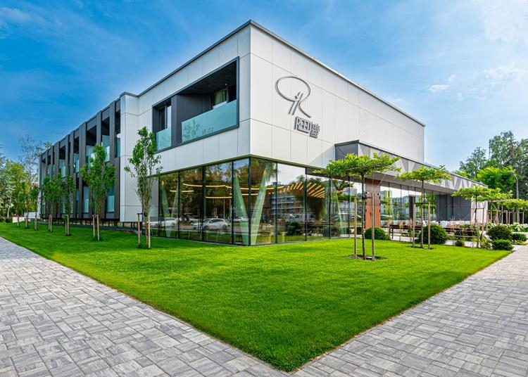 Egy szelet Maldív-szigetek a Balatonnál – Megnyílt a siófoki Reed Luxury Hotel & Bistro