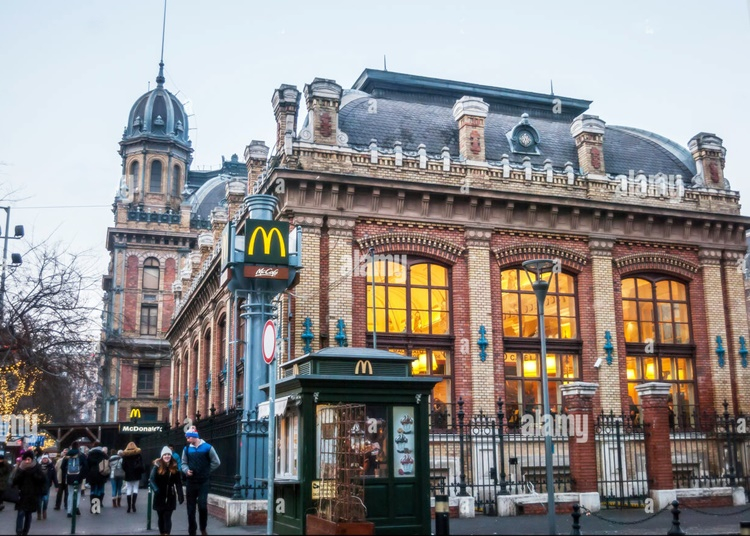 Bezár a világ legszebb McDonald's étterme