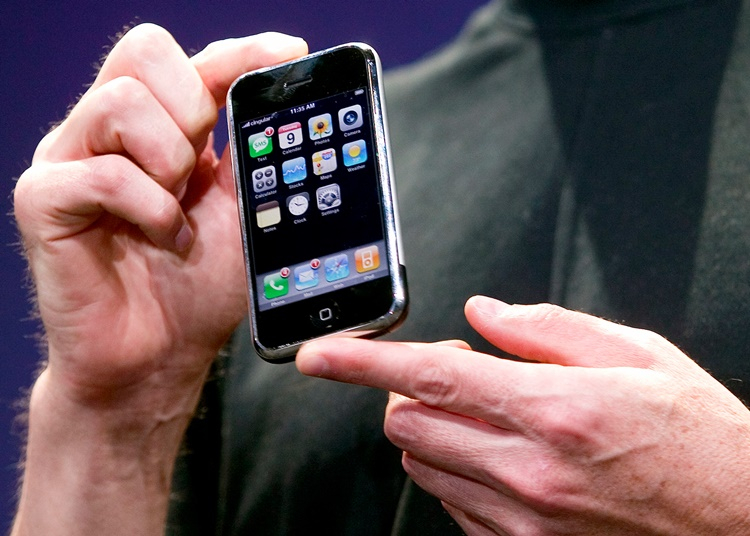 Itt az Apple Intelligence, soha többet nem használjuk majd úgy az iPhone-t, mint korábban