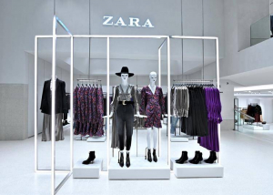 502 orosz boltját zárja be a leggazdagabb spanyol, a Zara tulajdonosa