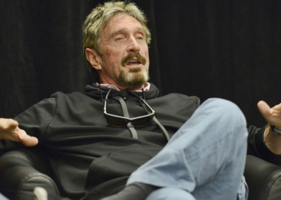 Letartóztatták John McAfee-t, az egyik legnépszerűbb vírusirtó szülőatyját