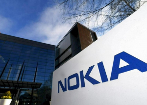 Tízezer embert bocsát el a Nokia