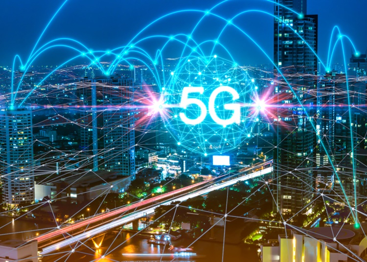 Az 5G szinkronizált valóságot hoz a mobilunkra