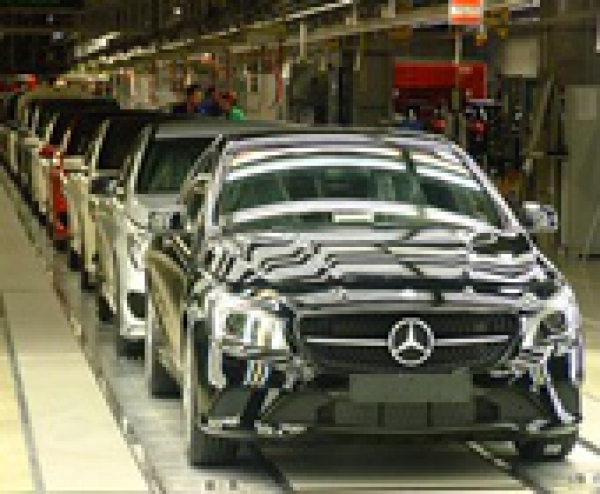 185 milliárdos beruházásra készül a Mercedes