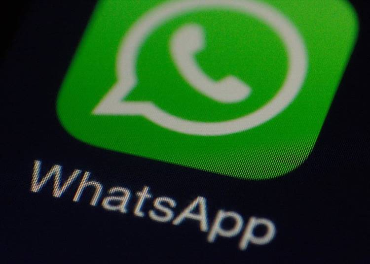 Megszavazták a WhatsApp betiltását