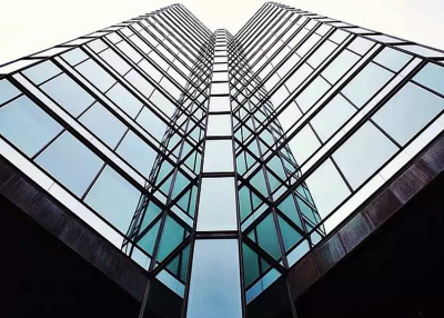 73 millió euró értékű hitelkeret megállapodás a Torony Ingatlan Alappal