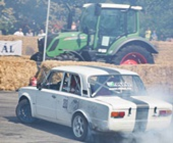 Traktorfesztivál menti meg az agrárszakmát