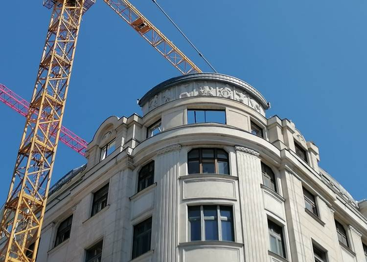 Tömbszerű kibelezéssel lesz látványos szálloda a Hotel Dorothea