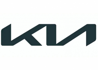A KIA nem lacafacázott, tűzijátékkal érkezett az új logó