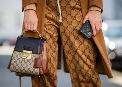 Senkinek sem kell már a Gucci, összeomlottak az eladások