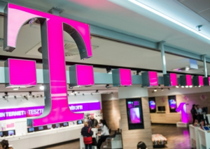 Digitális kelléktárral segít a kisvállalkozásoknak a Telekom