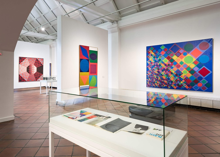 Két új időszaki kiállítás is nyílt a Vasarely Múzeumban