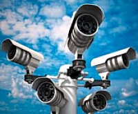 Követik a netezőket