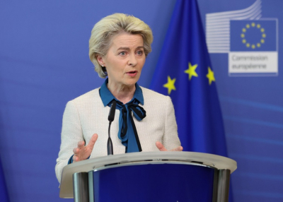 Óriási támogatás és hitel jöhet Brüsszelből - itt az EU energiaügyi- és hadiipari csomagja