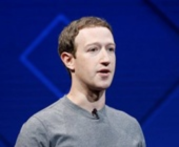 Zuckerberg országjárása: „Ő már most a szabad világ igazi vezetője”