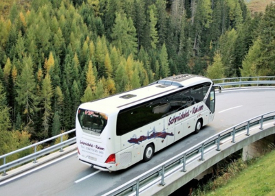 Egyedül nem megy – a talpon maradásért küzdenek a buszos vállalkozások