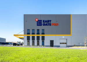 Újabb csarnoképületet adott át a WING az East Gate PRO Business Parkban