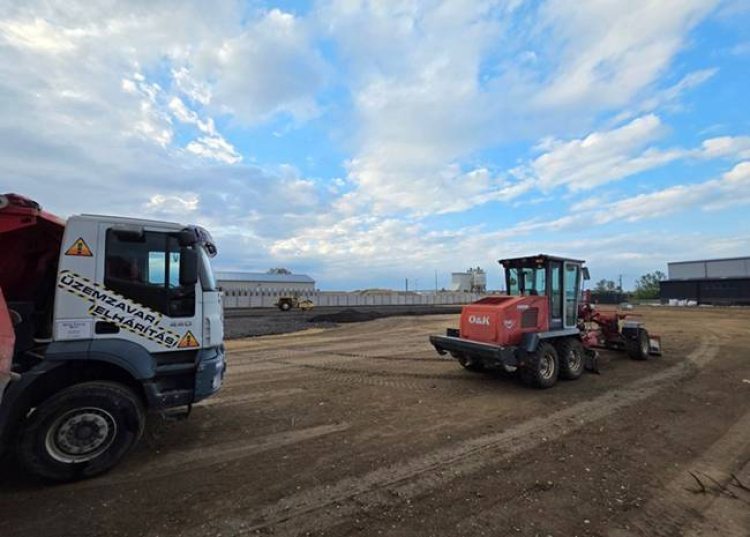 Hat percre a termináltól: több mint húszezer négyzetméteres parkoló épül Vecsésen