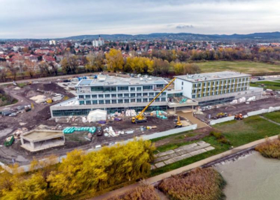 Látványtervek az épülő keszthelyi wellness szállodáról