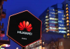 Élesedik a Huawei-botrány, bekeményít az Egyesült Államok