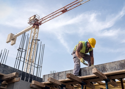 A háború hatásai már beépültek az építőipar áraiba, az energiaárak még nem