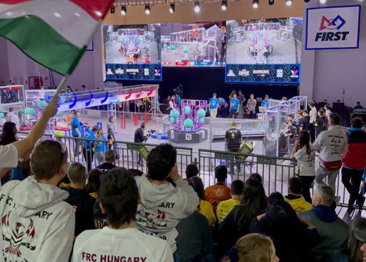 Robotépítésből jeles: magyar diákcsapat a legjobbak között a First Robotics Competition rangos mezőnyében