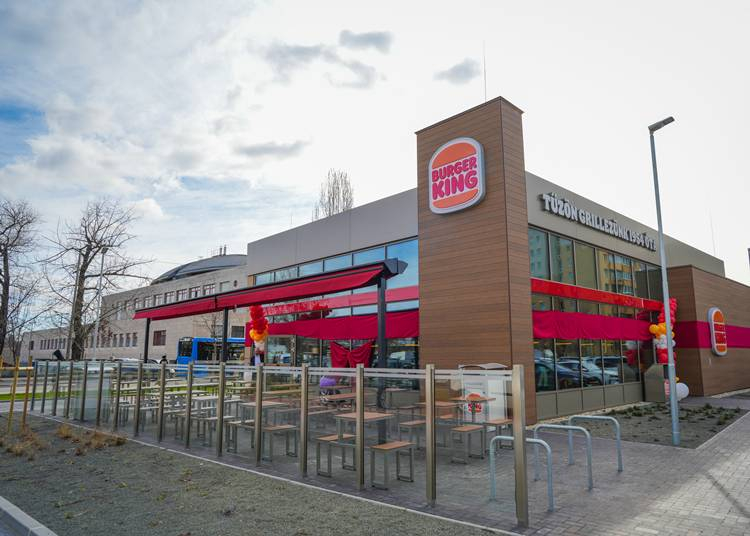 40 biztos munkahely, fenntartható megoldások– új BURGER KING Csepelen