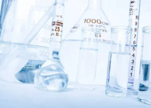 BorsodChem: "Komoly feladat megszerettetni a kémiát"