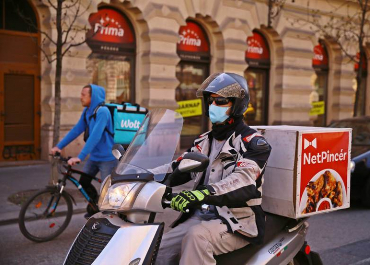 Egyre jelentősebb szerepük lesz a kiszállítócégeknek