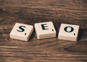 A ChatGPT az új nagybácsi: jobban hiszünk az MI válaszaiban, mint a Google-ben