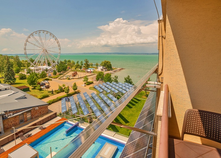 Hihetetlen! Ennyiért vehetsz saját hotelt a Balatonnál: néhány év alatt bejöhet az ára