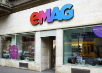 Támad az online! Az eMag zászlóshajó üzletet nyit az Etele Plazában
