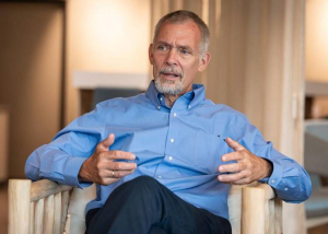 „Mindig lesznek irodák, de a jövő a flex” – Michael P. Smithing a DBH FLEX élén