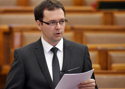 Izer Norbert: súlyos versenyhátrányt jelenthet az egész EU-nak a globális minimumadó