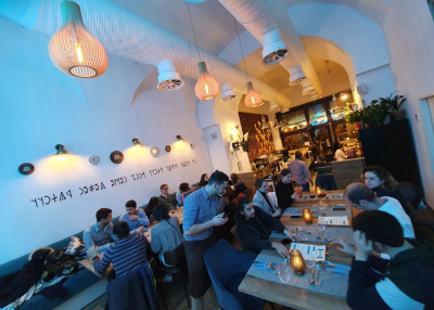 Még jobban kiverheti a biztosítékot az éttermi szervizdíj