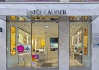 Meghalt Leonard Lauder, az Estee Lauder vezére: mi lesz most a kozmetikum birodalommal?
