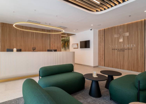 Komplex egészségügyi infrastruktúra egy korábbi irodaépületben