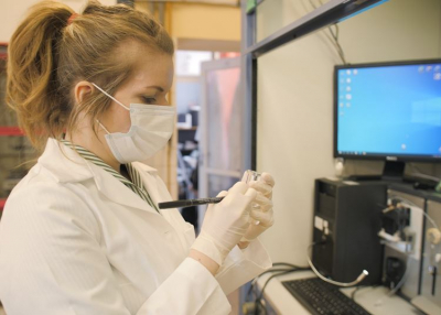 Nanotechnológiával foglalkozó kutatók nyerték idén a Nők a Tudományban Kiválósági Díjat